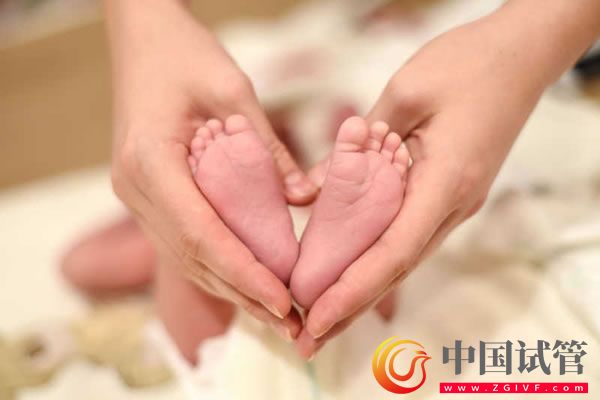 懷孕期間的必查項(xiàng)目一覽,從孕早期到孕晚期檢查可分這7次(圖1) 懷孕期間的必查項(xiàng)目一覽,從孕早期到孕晚期檢查可分這7次(圖1)